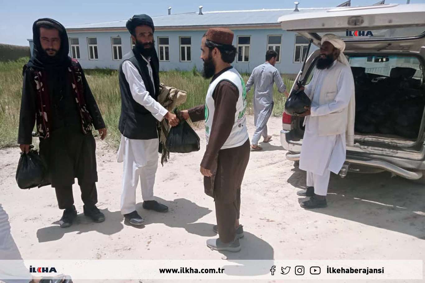 Charitable foundations distribute sacrificial meat to 45,000 families in Afghanistan